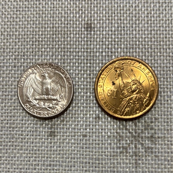 1964 Washington Silver Quarter and JFK Gold Tone $1 Coin - Picture 2 of 7